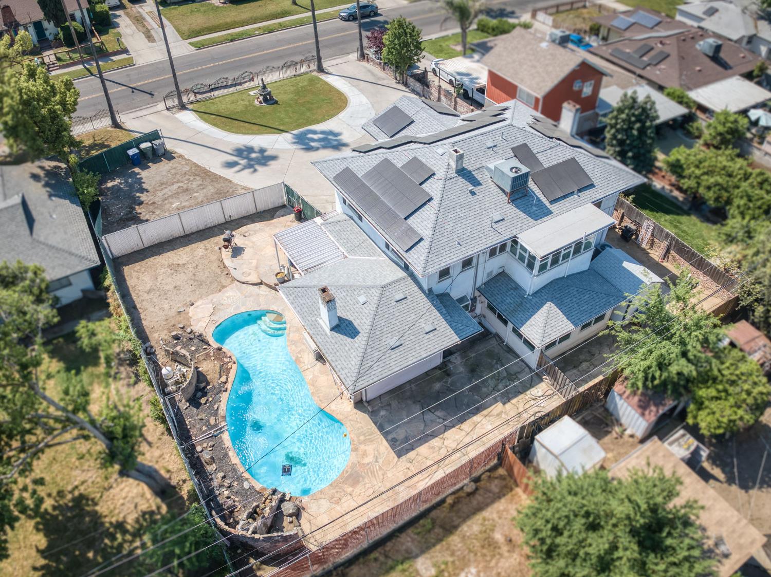 1407 E Princeton Ave, Fresno, CA 93704