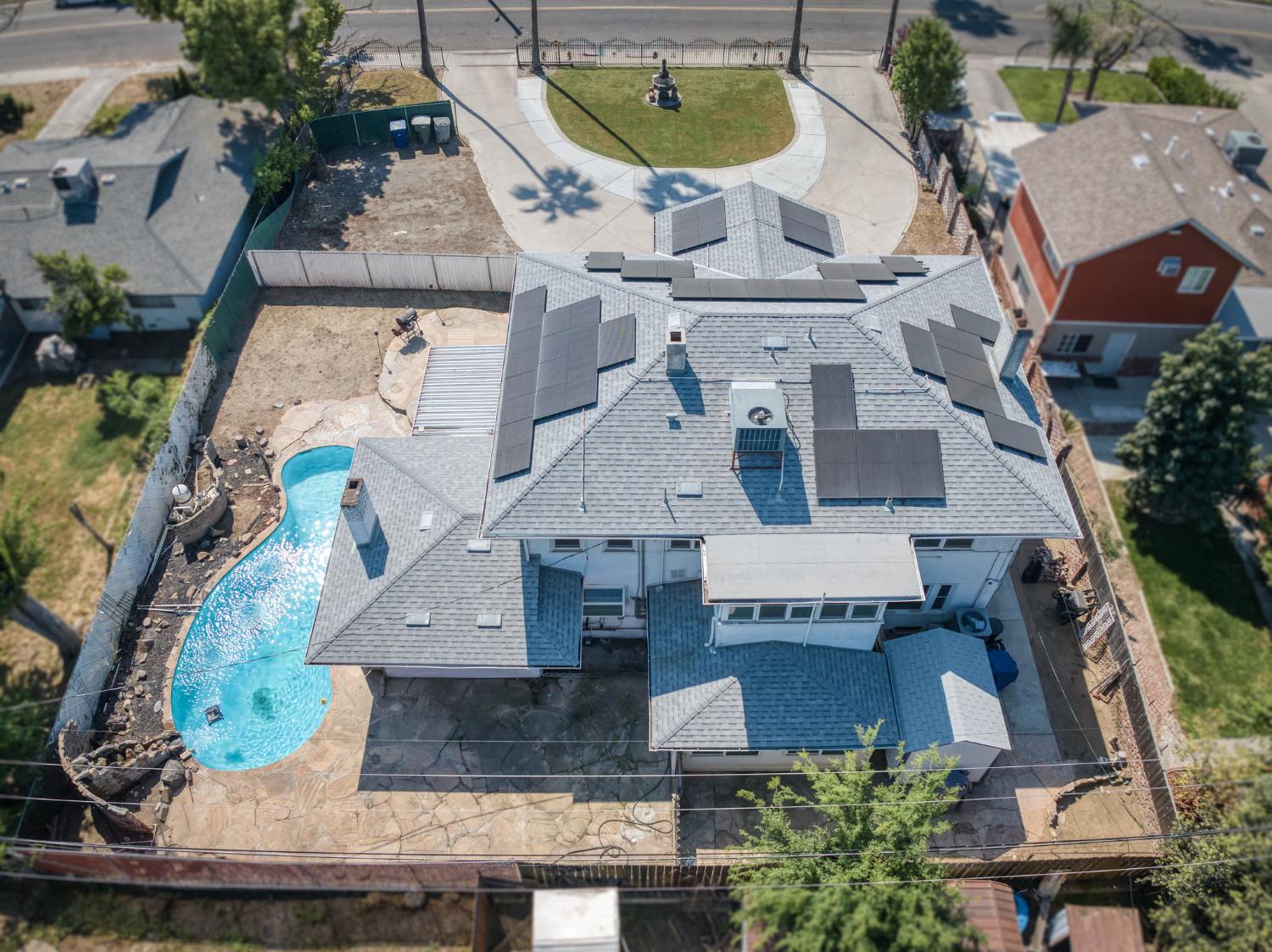 1407 E Princeton Ave, Fresno, CA 93704