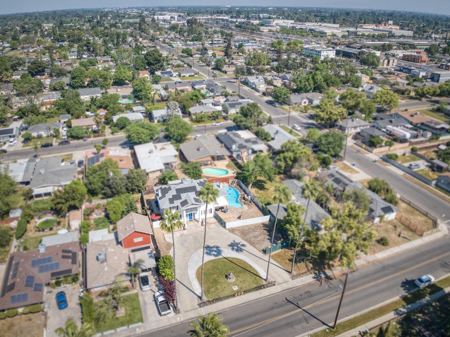 1407 E Princeton Ave, Fresno, CA 93704