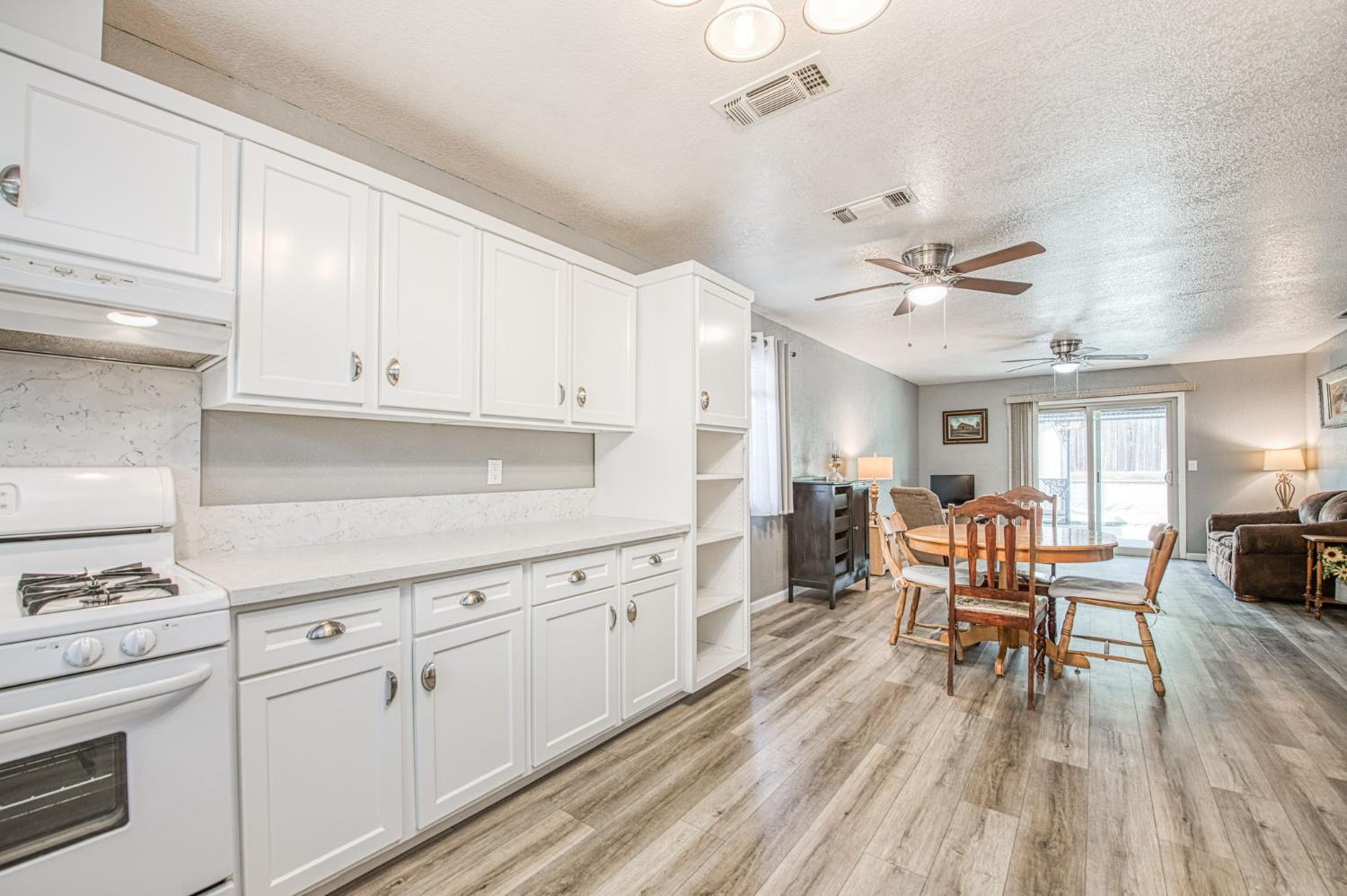 127 5Th St, Clovis, CA 93612