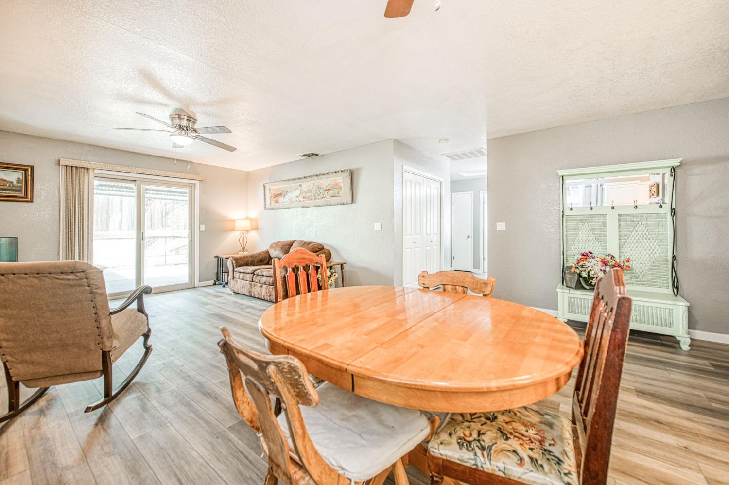 127 5Th St, Clovis, CA 93612