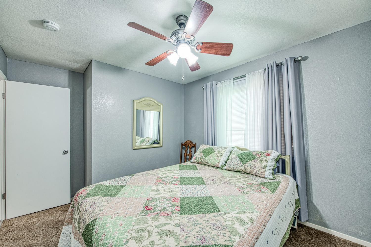 127 5Th St, Clovis, CA 93612