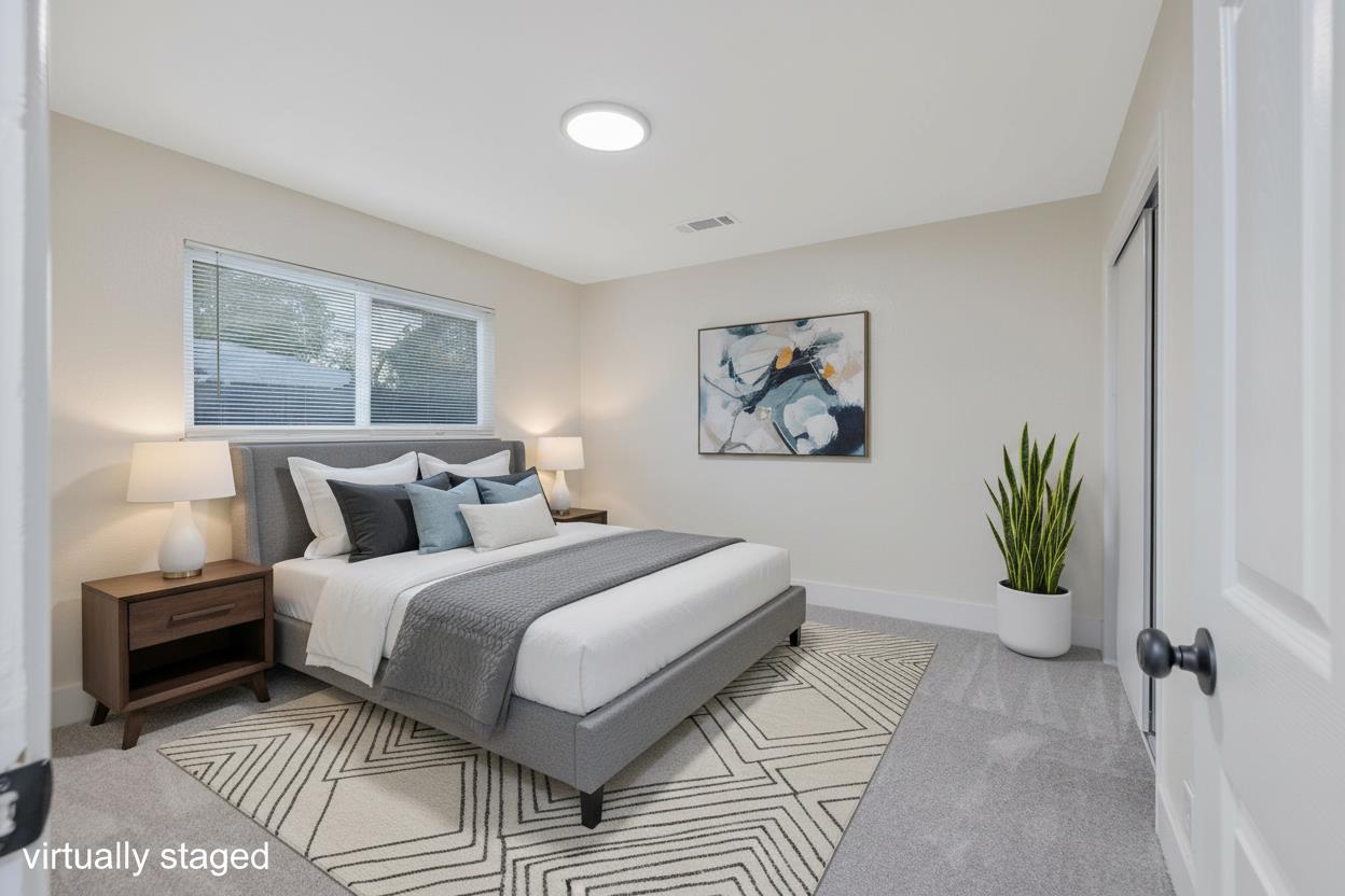 697 E Scott Ave, Fresno, CA 93710