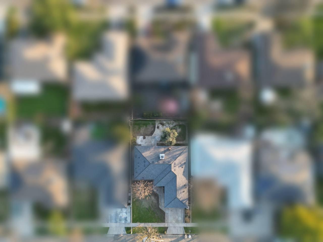 697 E Scott Ave, Fresno, CA 93710