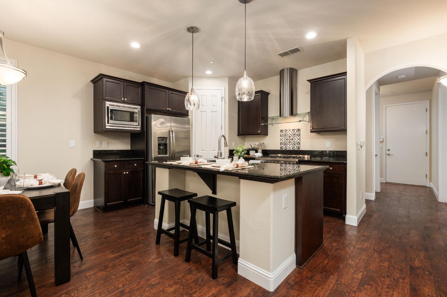 11336 N Sageberry Way, Fresno, CA 93730