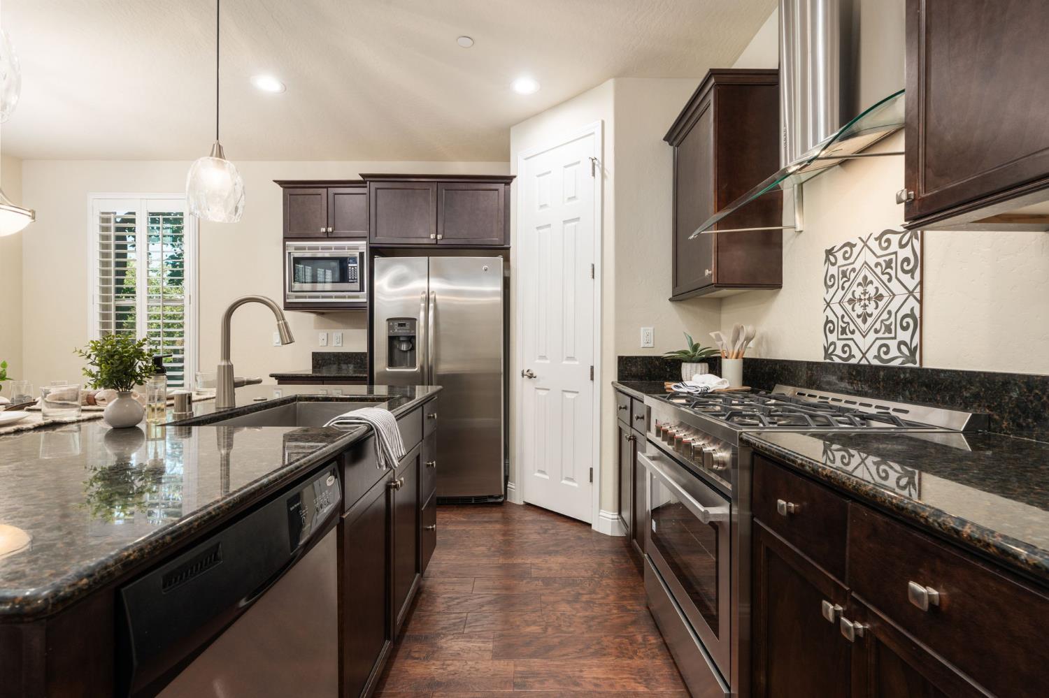 11336 N Sageberry Way, Fresno, CA 93730