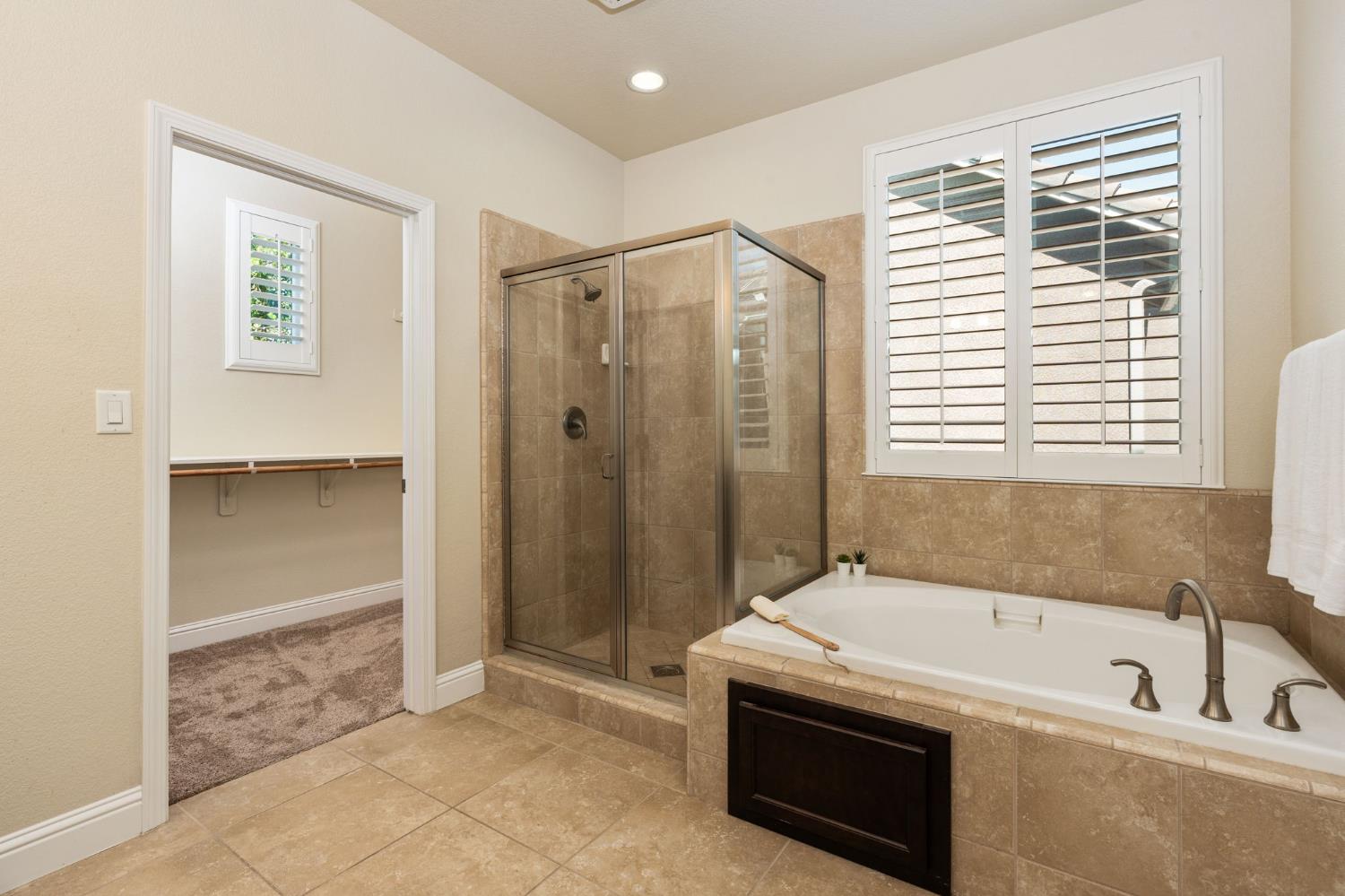 11336 N Sageberry Way, Fresno, CA 93730