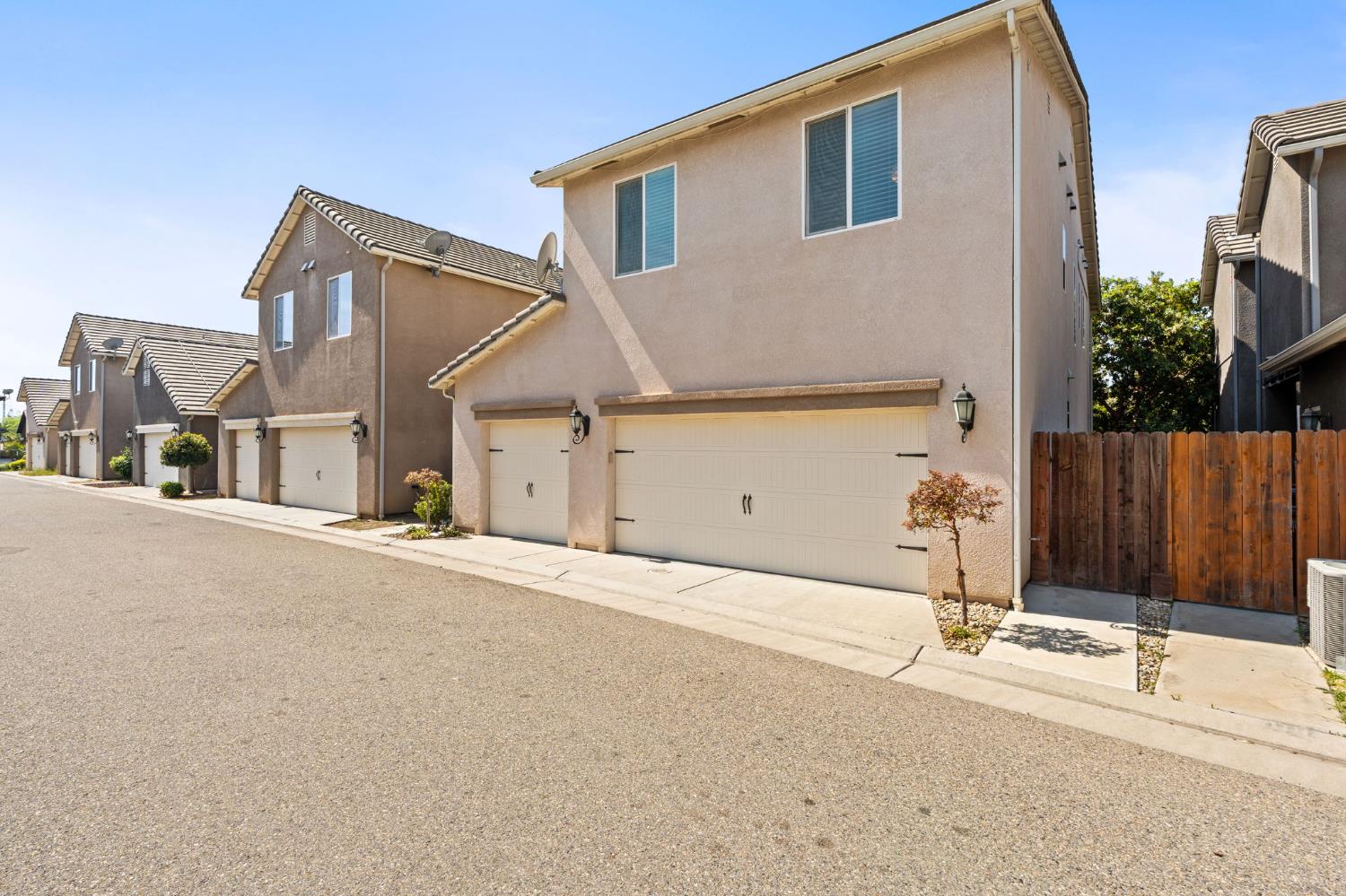 11336 N Sageberry Way, Fresno, CA 93730