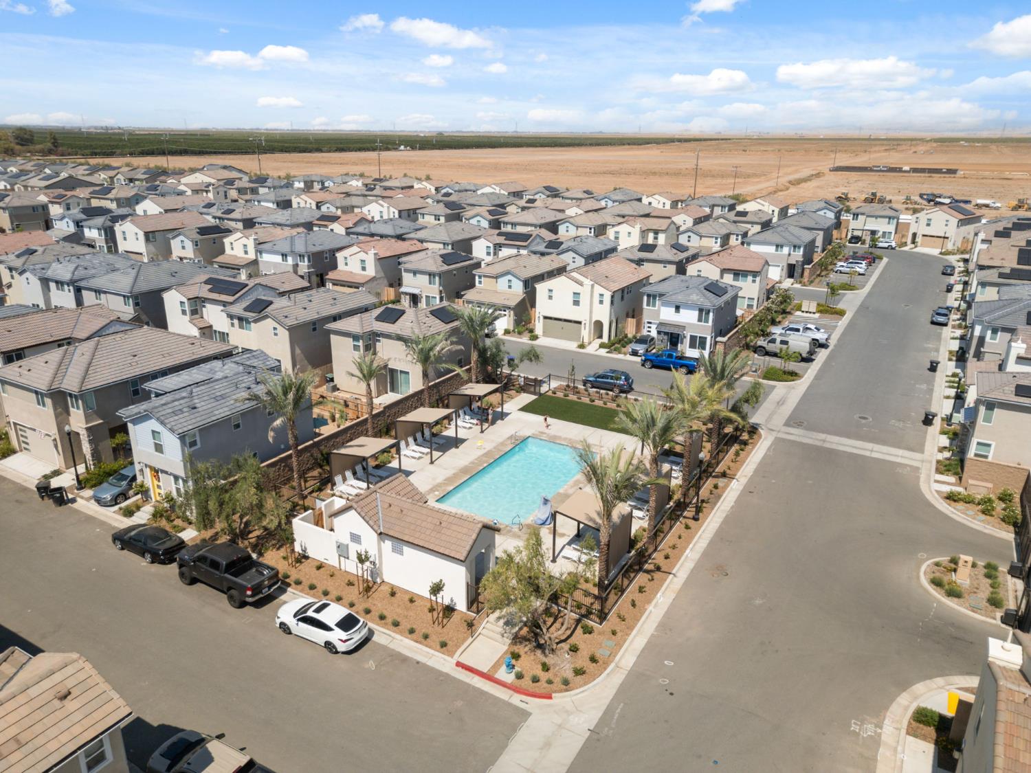 1109 Royalty Way W, Madera, CA 93636