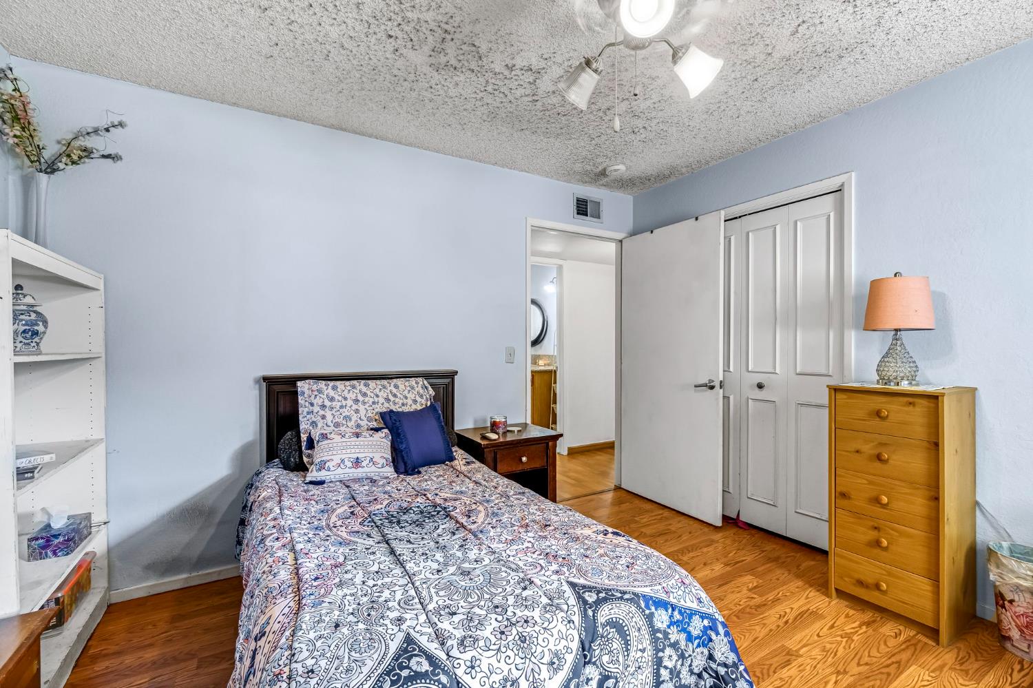 1488 Whittier Ave, Clovis, CA 93611