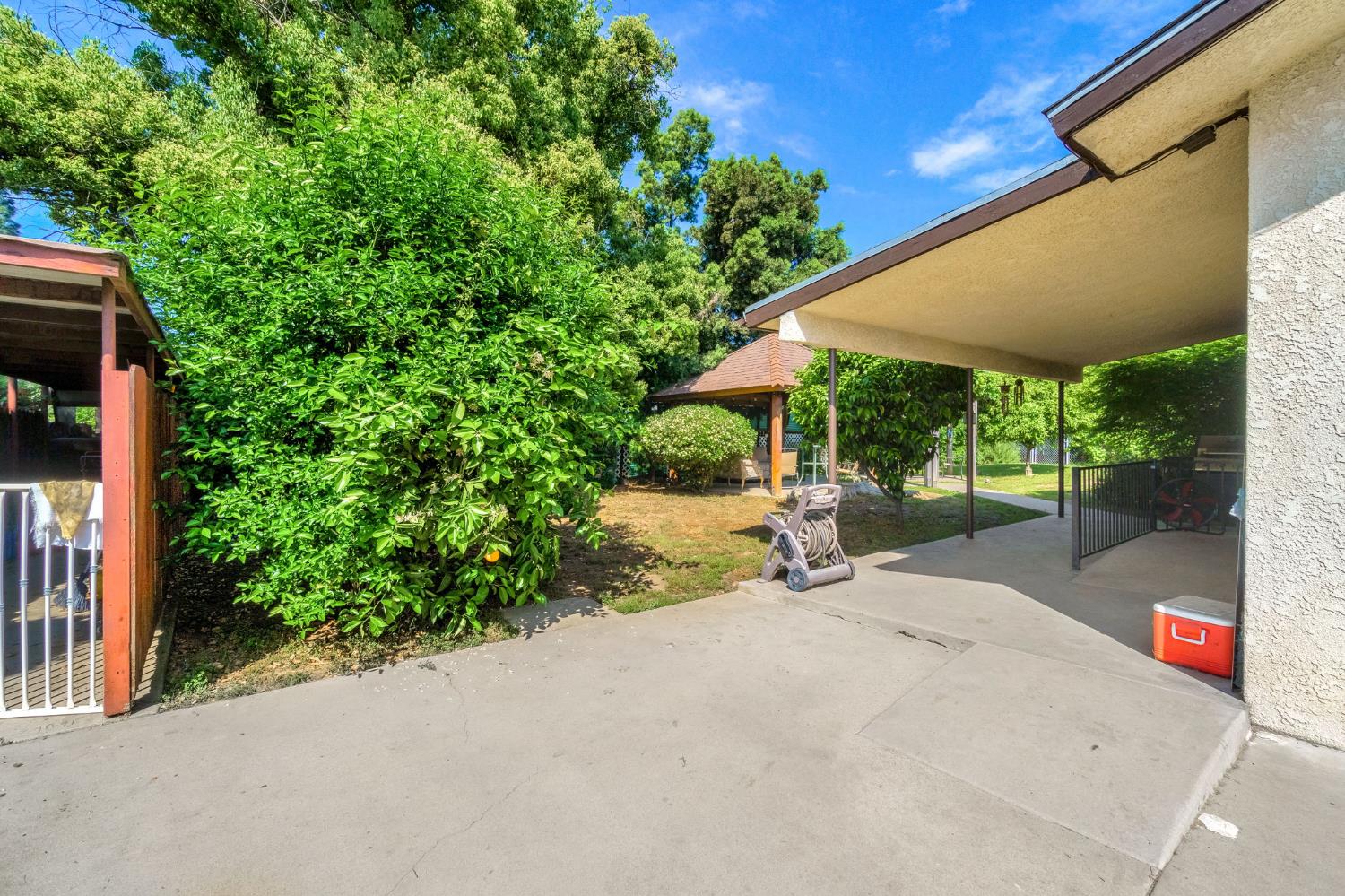 1488 Whittier Ave, Clovis, CA 93611