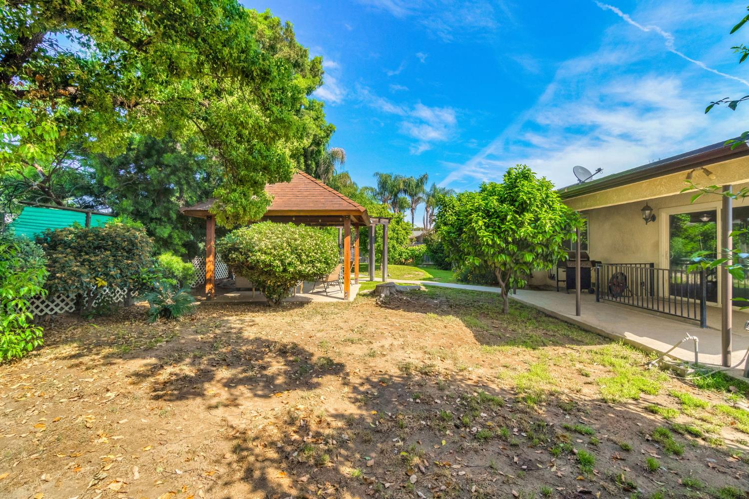 1488 Whittier Ave, Clovis, CA 93611