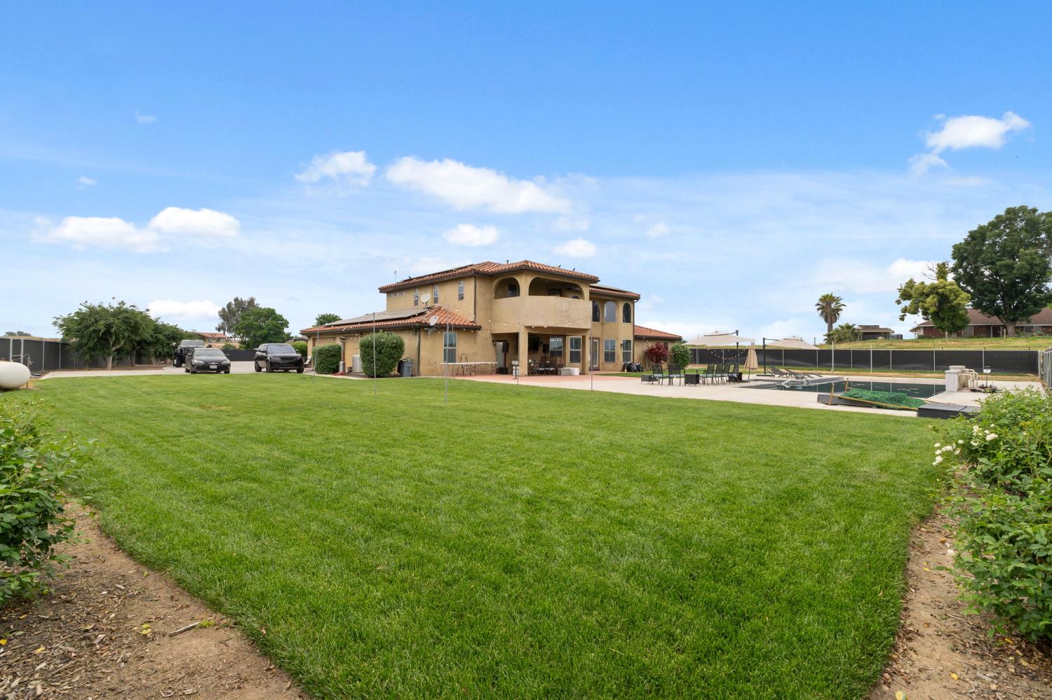 17703 El Camino Rd, Madera, CA 93636