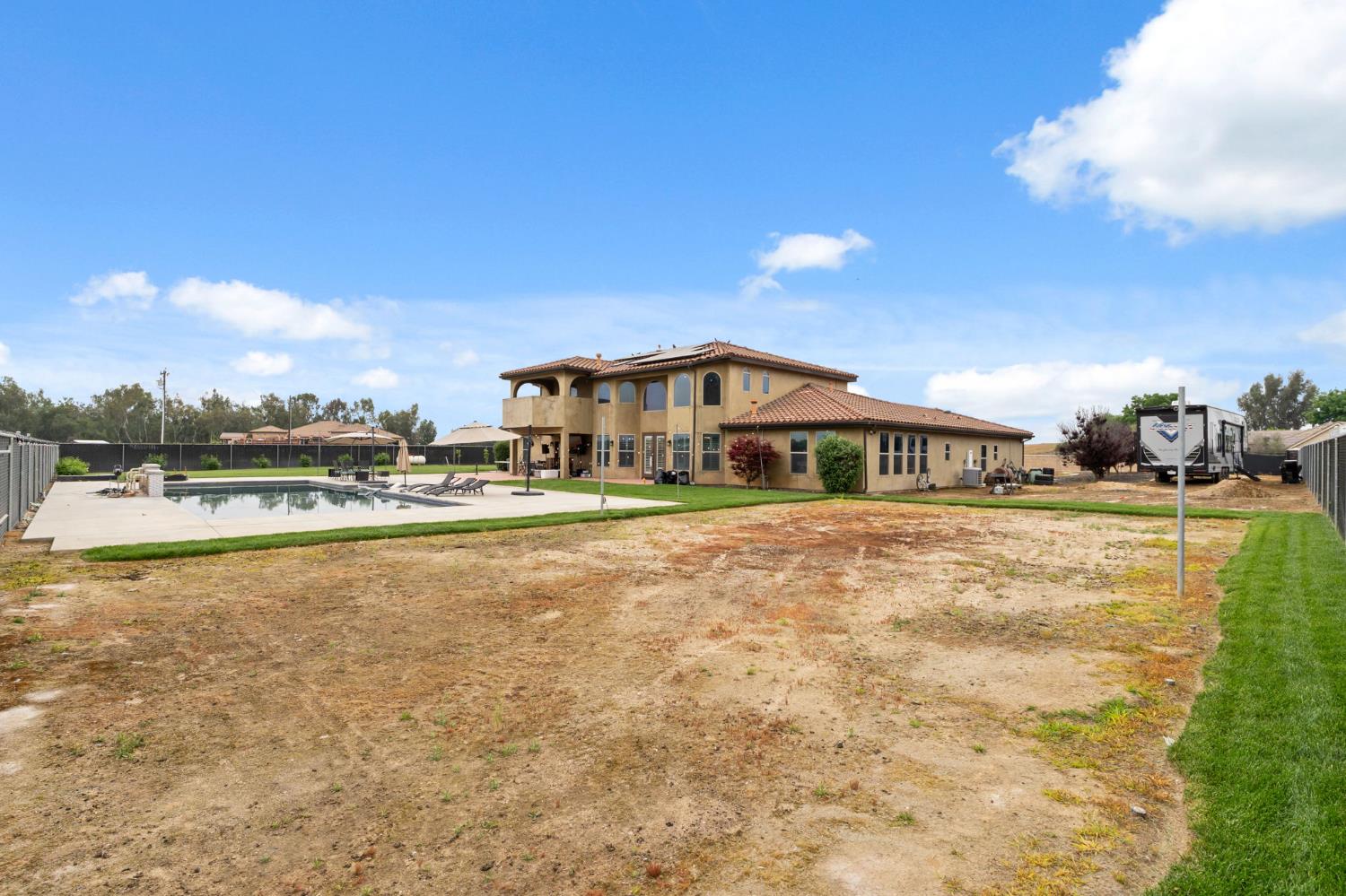 17703 El Camino Rd, Madera, CA 93636