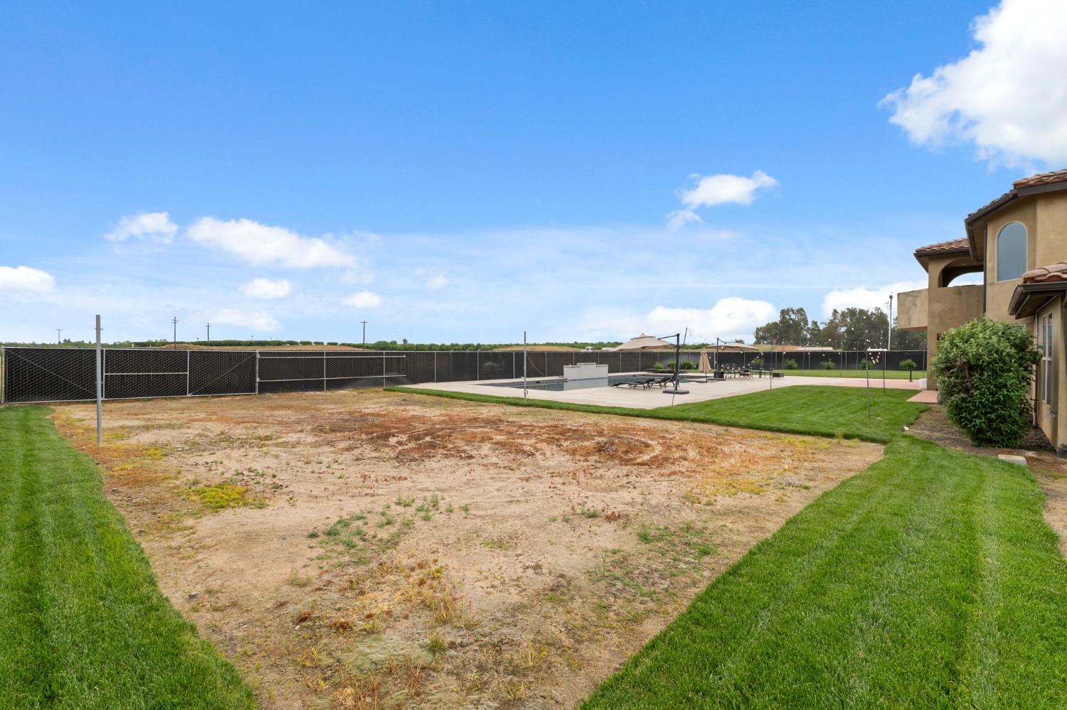 17703 El Camino Rd, Madera, CA 93636