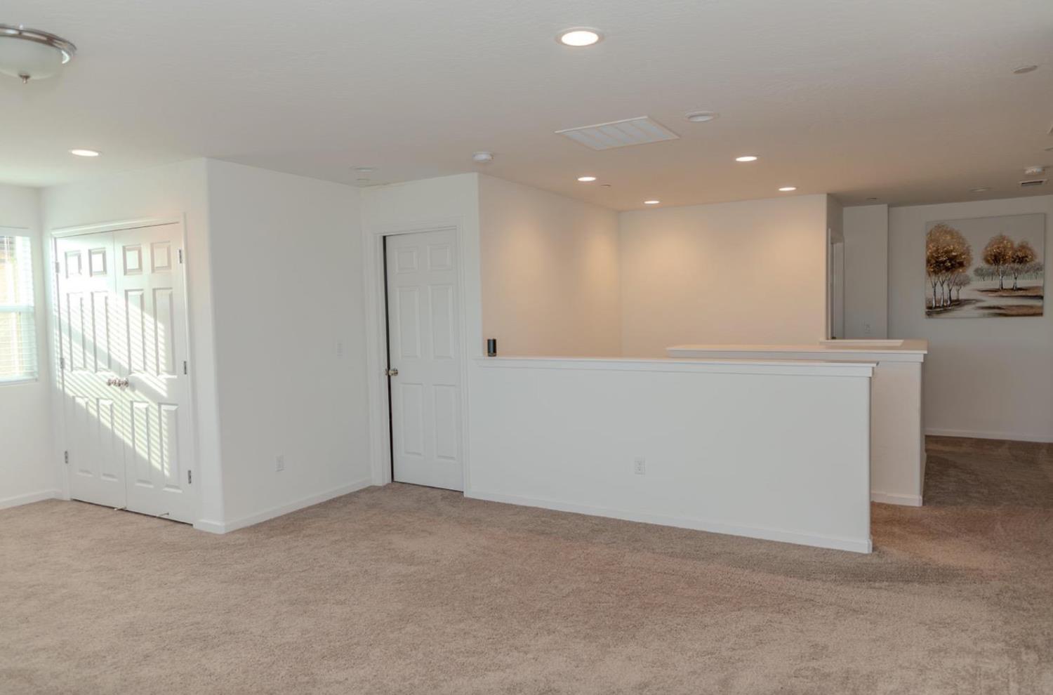 14206 Gragnani Ave, Kerman, CA 93630