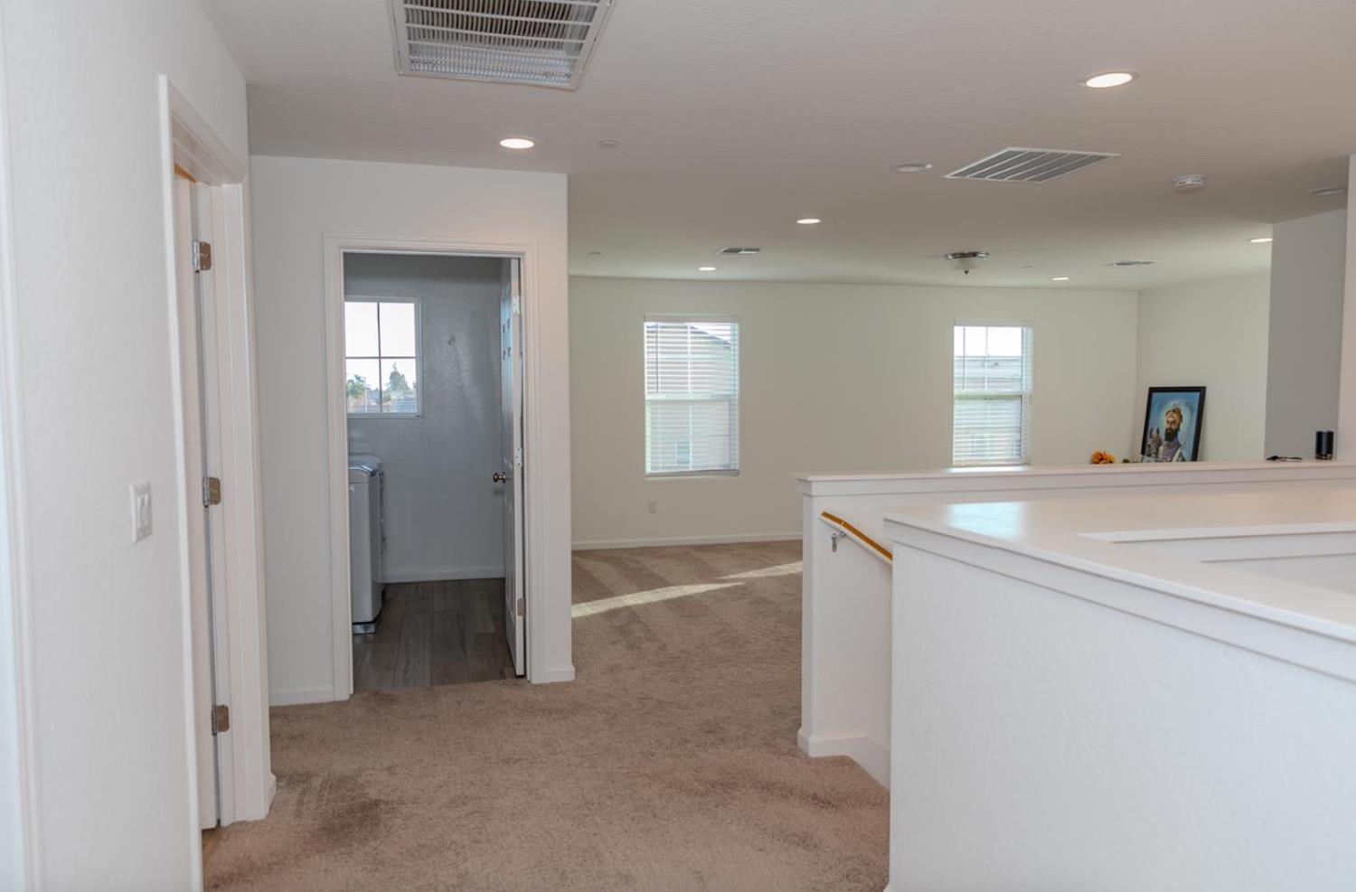 14206 Gragnani Ave, Kerman, CA 93630