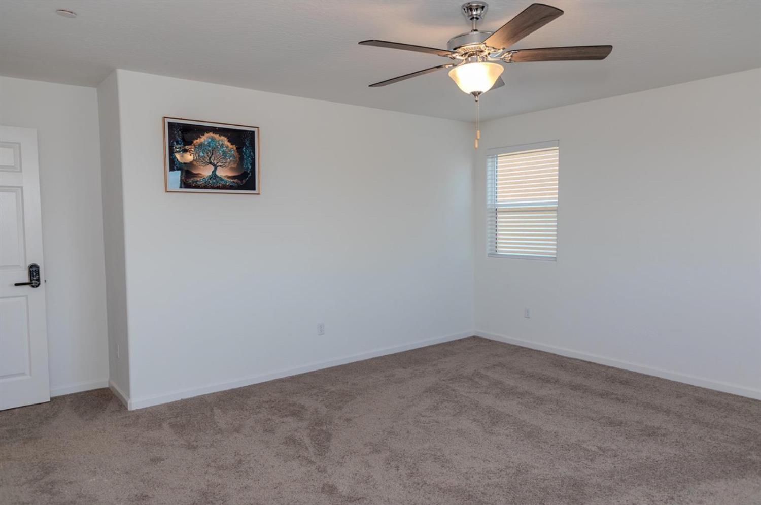 14206 Gragnani Ave, Kerman, CA 93630