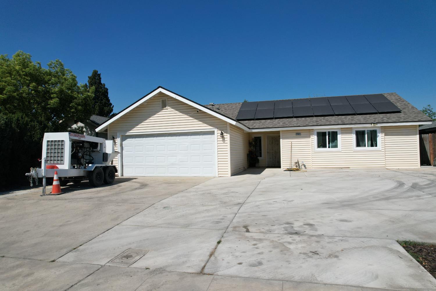 2662 Yerba St, Selma, CA 93662