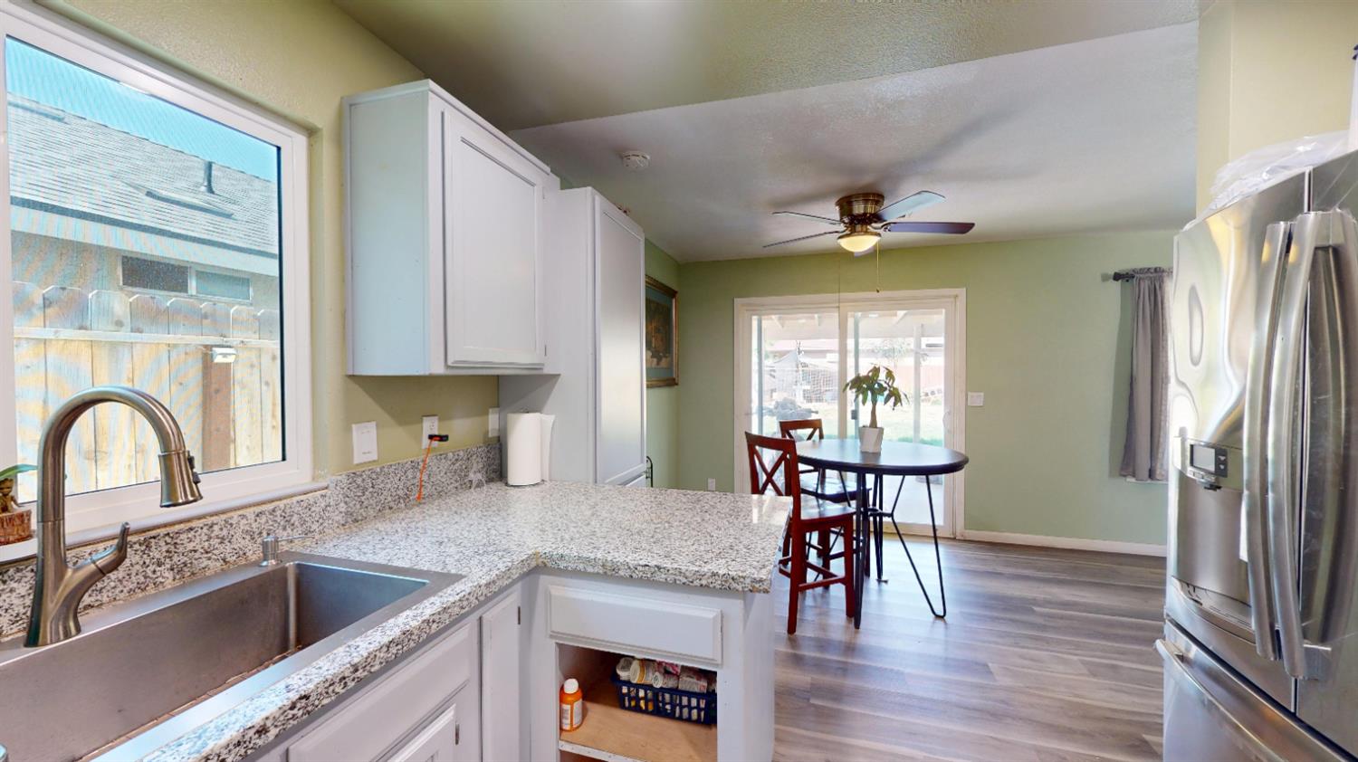 2662 Yerba St, Selma, CA 93662