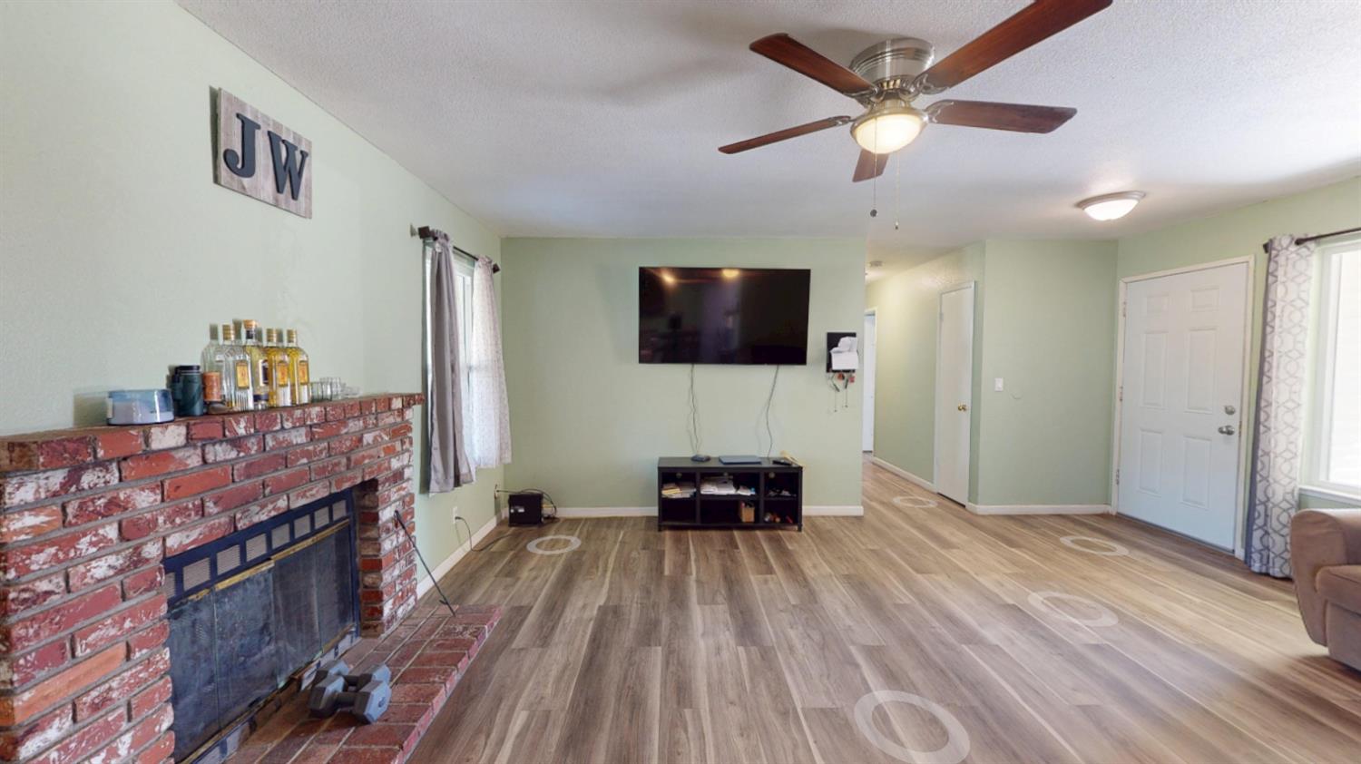 2662 Yerba St, Selma, CA 93662