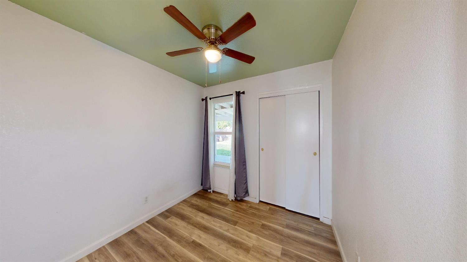 2662 Yerba St, Selma, CA 93662