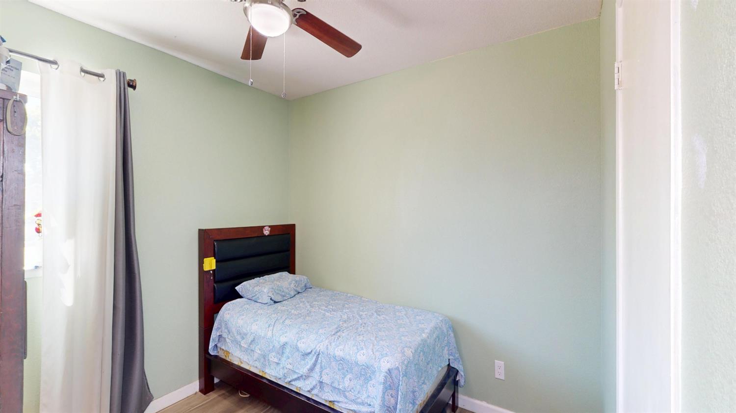 2662 Yerba St, Selma, CA 93662