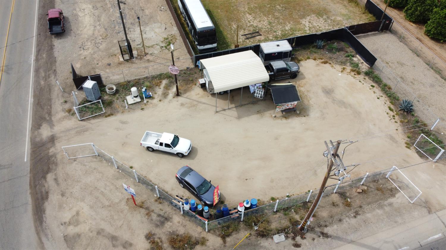 2015 N Academy Ave, Sanger, CA 93657