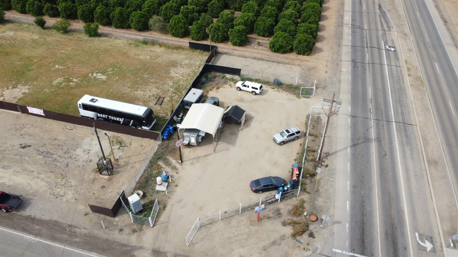 2015 N Academy Ave, Sanger, CA 93657