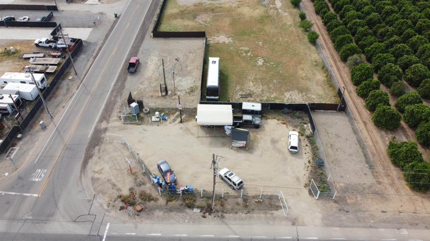 2015 N Academy Ave, Sanger, CA 93657