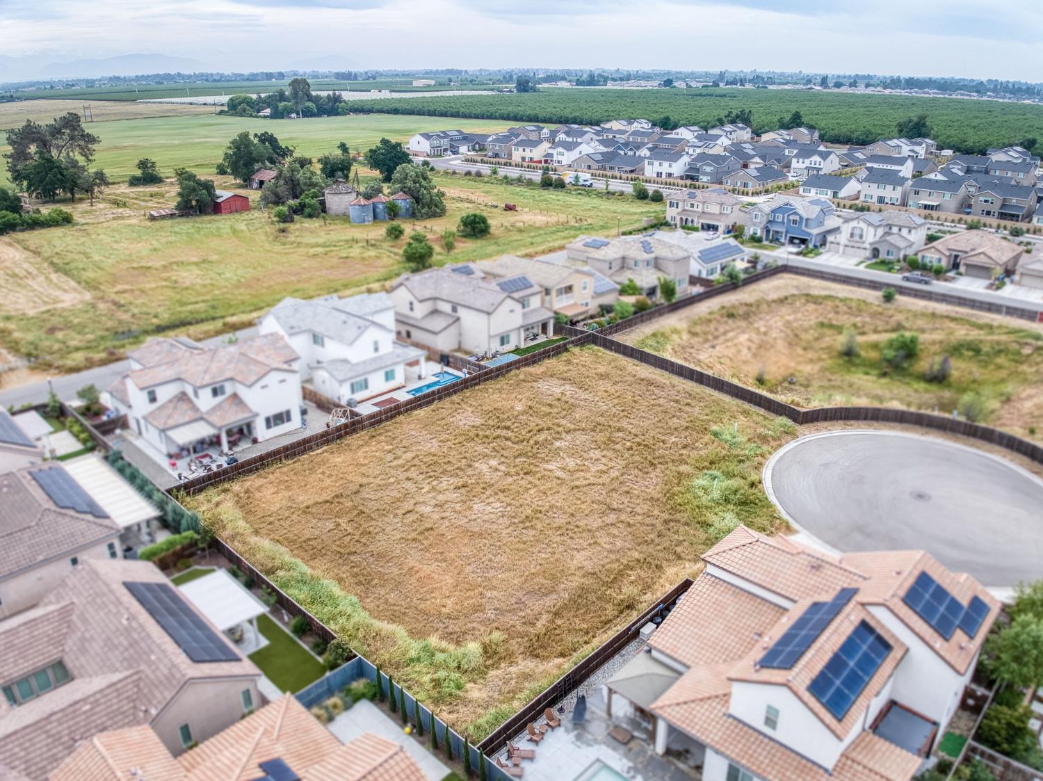 4269 Alissa Ave, Clovis, CA 93619