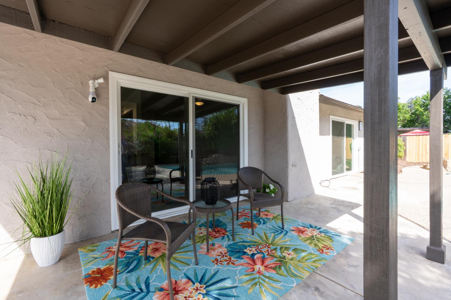 825 E Decatur Ave, Fresno, CA 93720