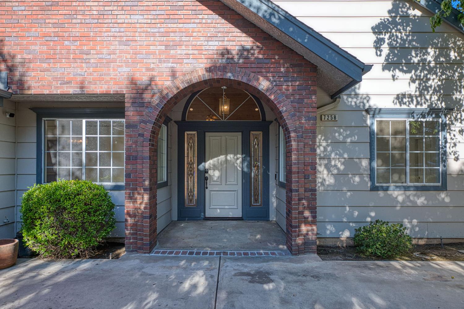 7258 N Channing Way, Fresno, CA 93711