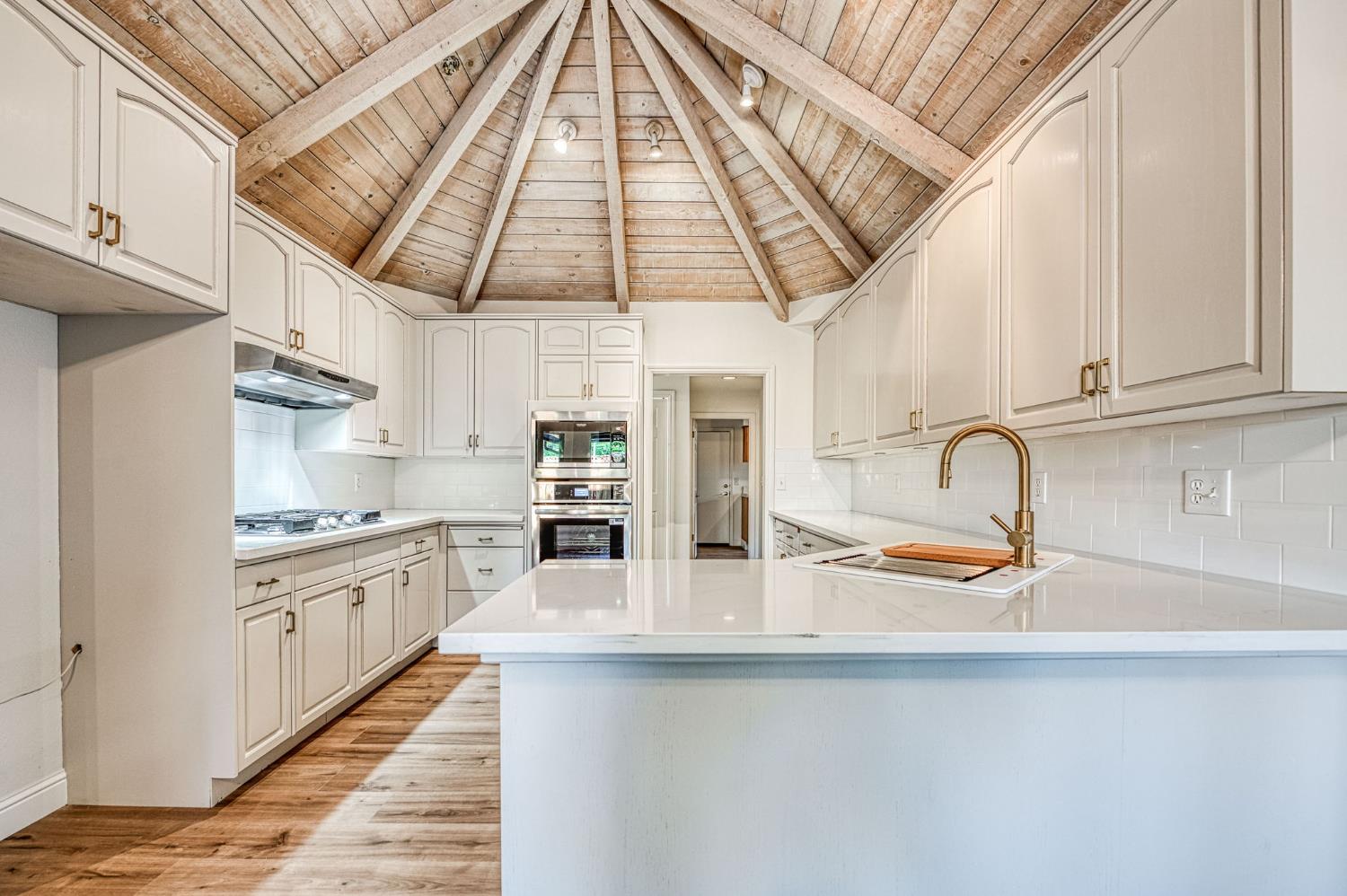 7258 N Channing Way, Fresno, CA 93711