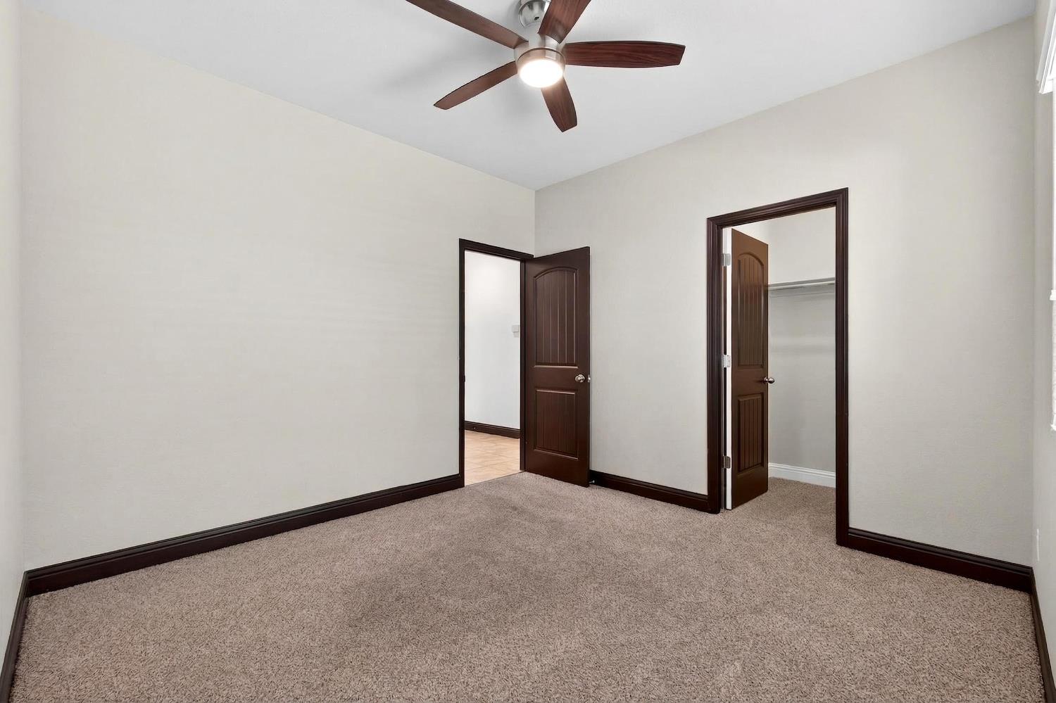 7233 W San Carlos Ave, Fresno, CA 93723