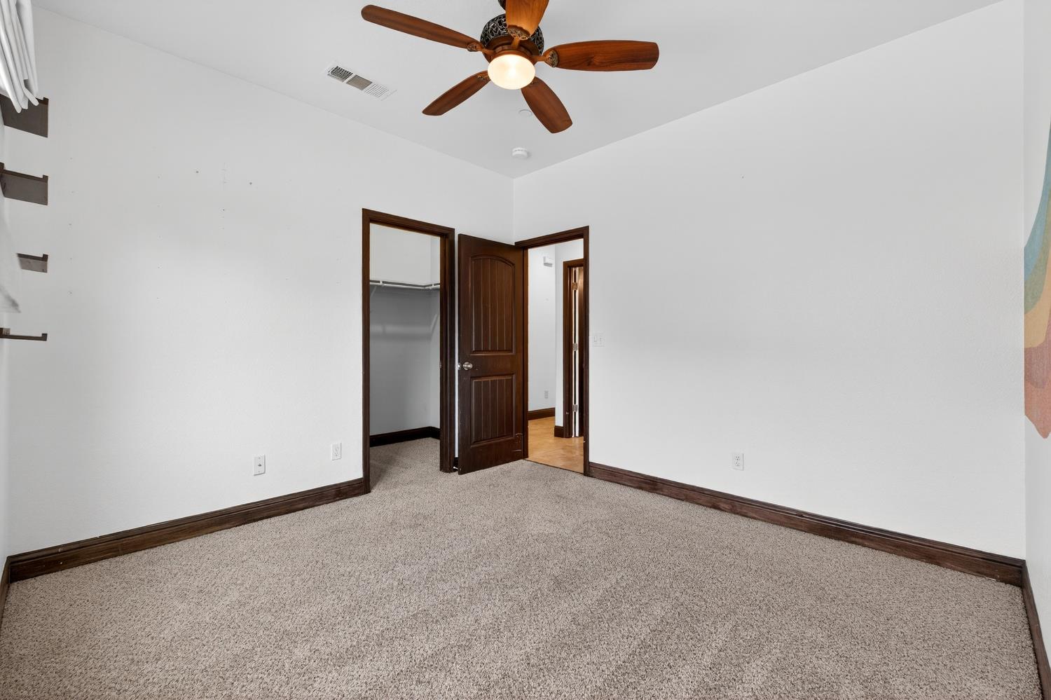 7233 W San Carlos Ave, Fresno, CA 93723