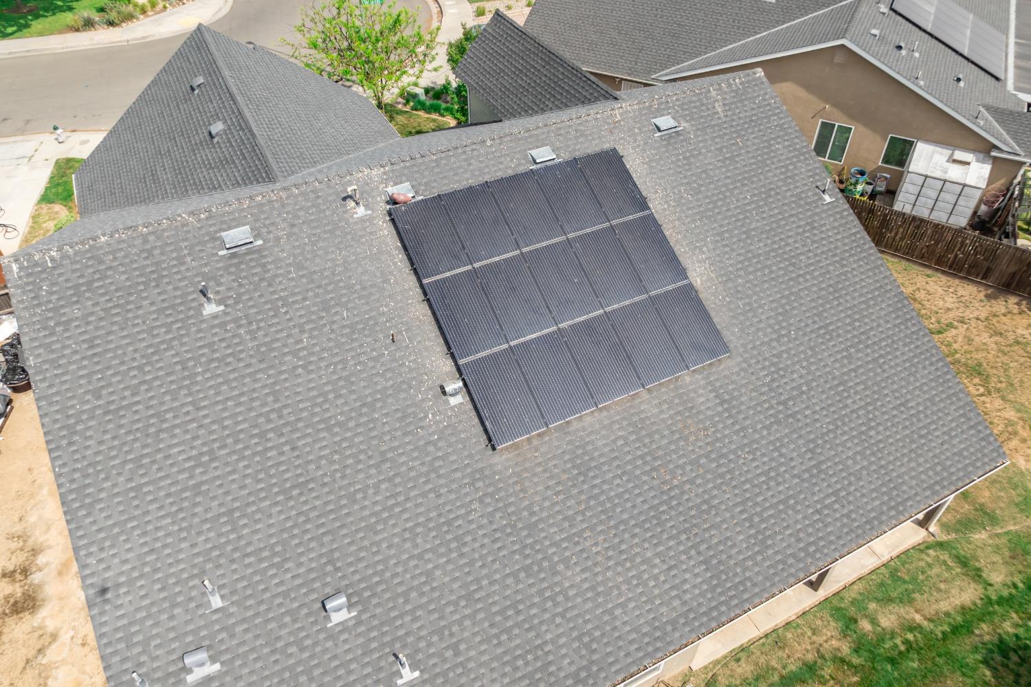 7233 W San Carlos Ave, Fresno, CA 93723