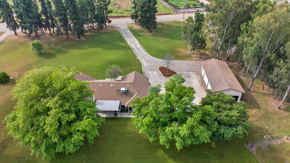 11640 E Sierra Ave, Clovis, CA 93619