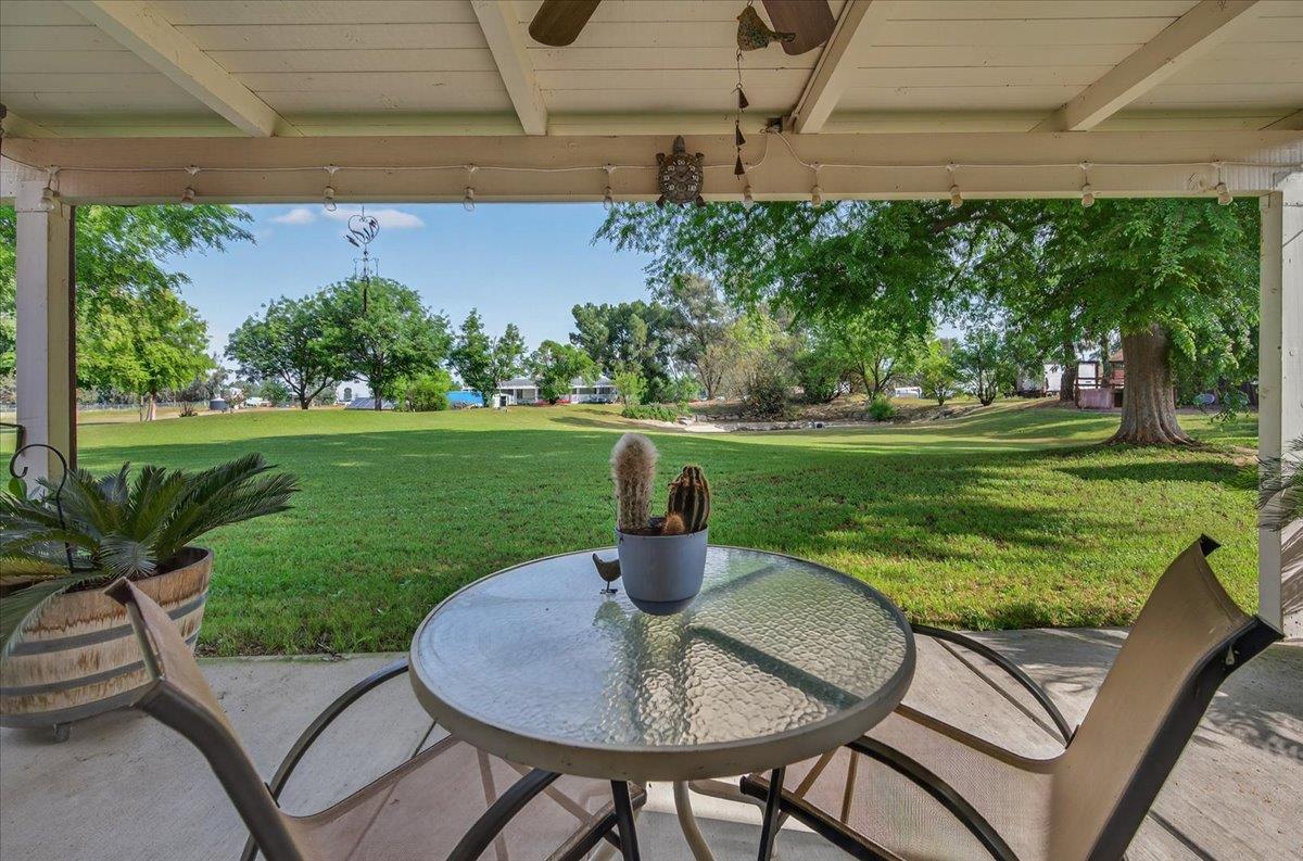 11640 E Sierra Ave, Clovis, CA 93619