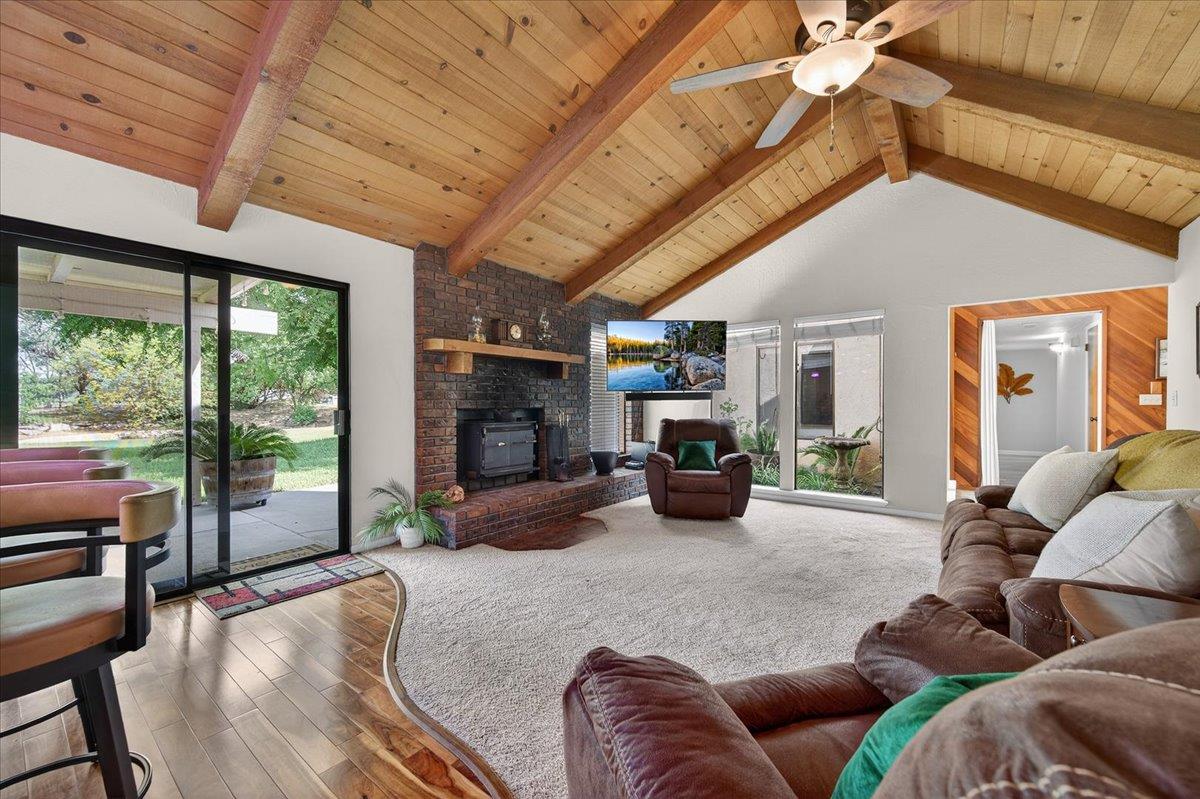 11640 E Sierra Ave, Clovis, CA 93619