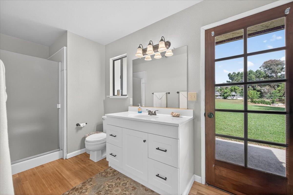 11640 E Sierra Ave, Clovis, CA 93619