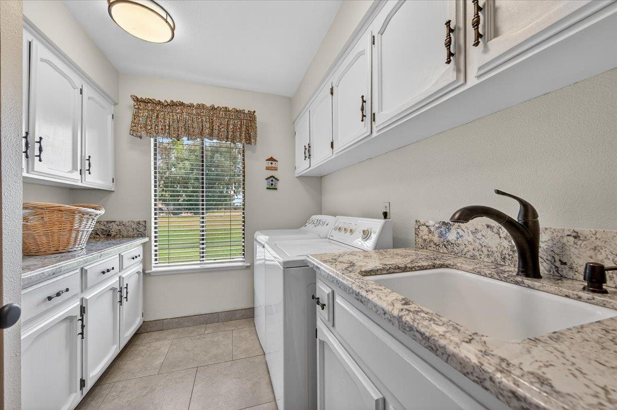 11640 E Sierra Ave, Clovis, CA 93619