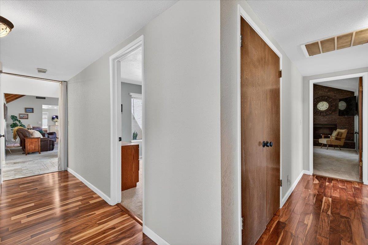 11640 E Sierra Ave, Clovis, CA 93619