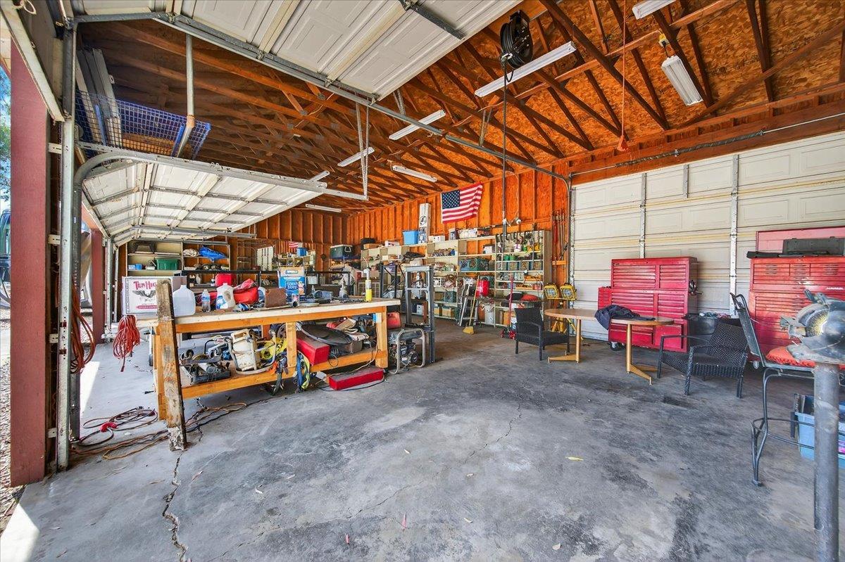 11640 E Sierra Ave, Clovis, CA 93619