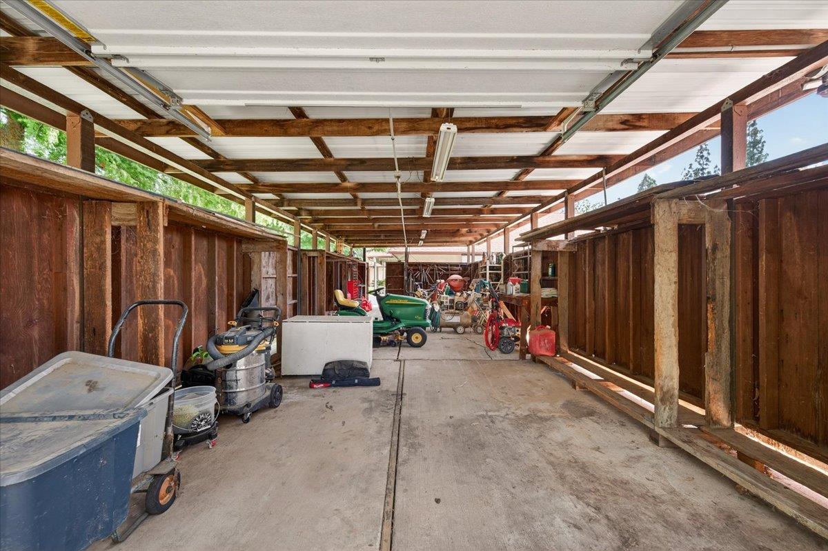 11640 E Sierra Ave, Clovis, CA 93619