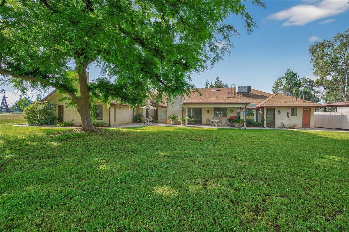 11640 E Sierra Ave, Clovis, CA 93619