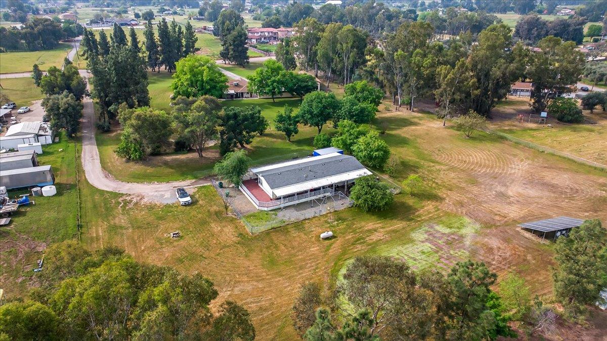 11640 E Sierra Ave, Clovis, CA 93619