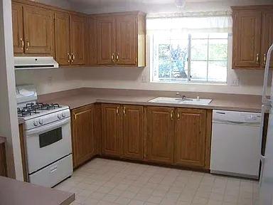 11640 E Sierra Ave, Clovis, CA 93619