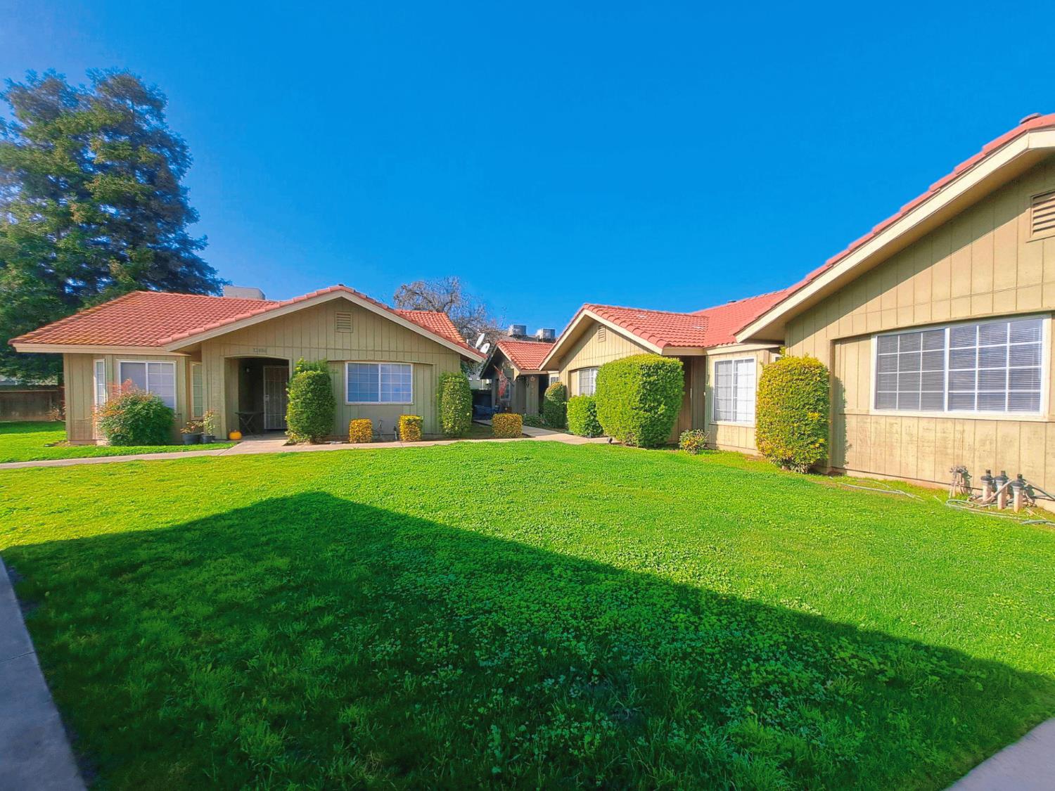 12486 Georgia Ln, Madera, CA 93637