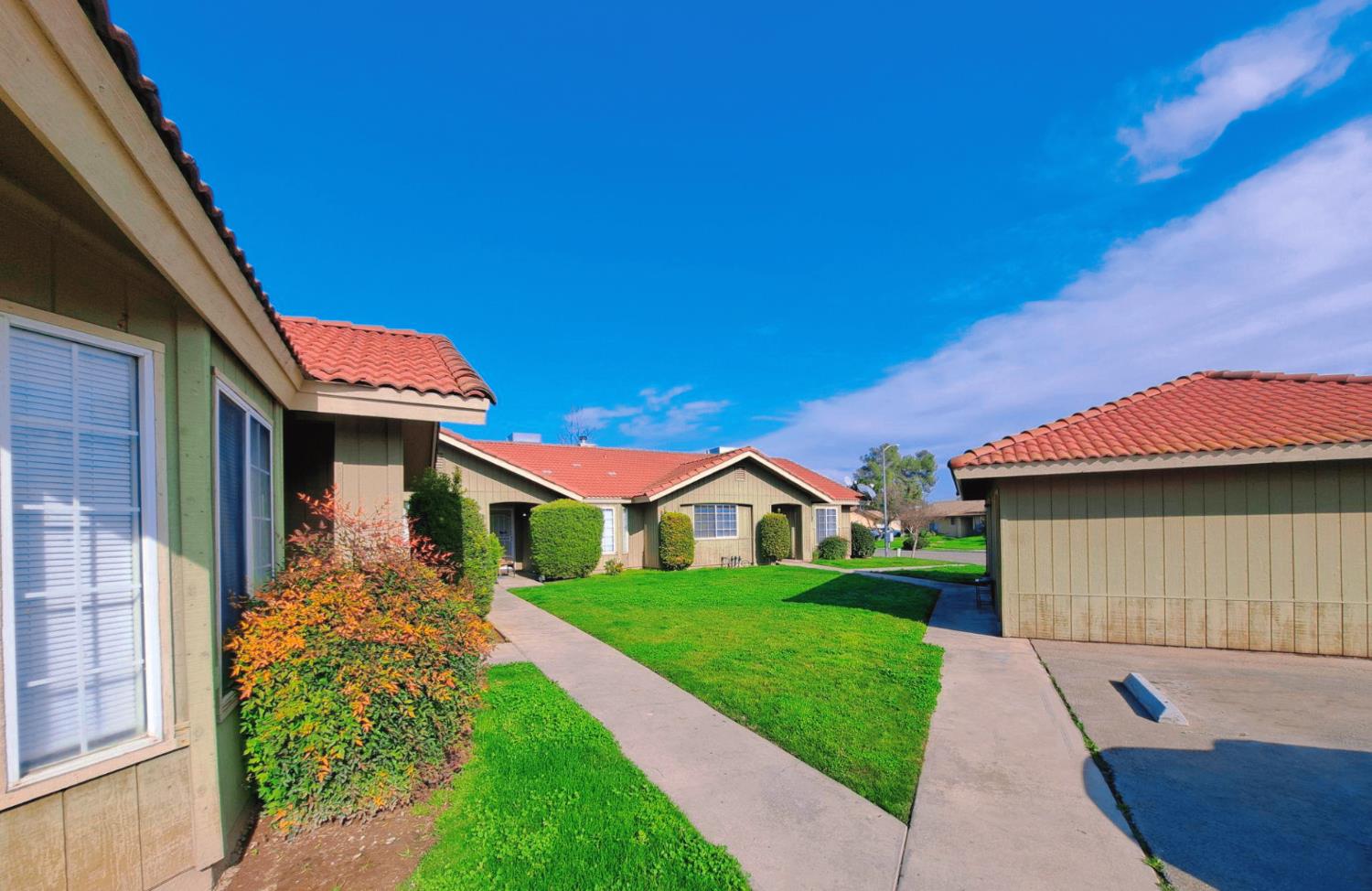 12486 Georgia Ln, Madera, CA 93637
